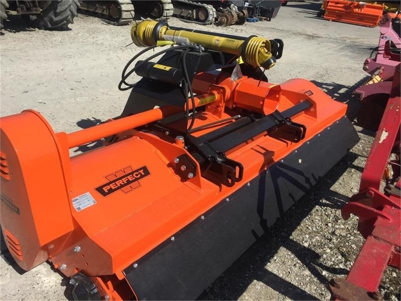 Perfect KM-300 Front og Bagmontering - Косилка: фото 3 Perfect KM-300 Front og Bagmontering - Косилка: фото 3