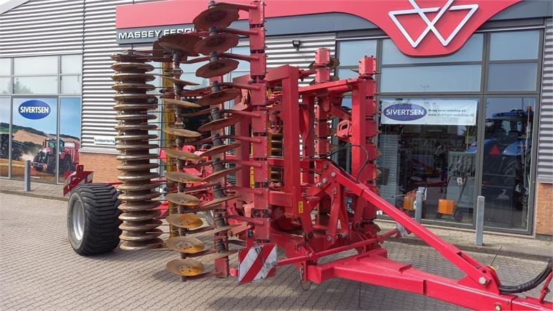 Pöttinger Terradisc 5000 T - Дисковая борона: фото 1 Pöttinger Terradisc 5000 T - Дисковая борона: фото 1