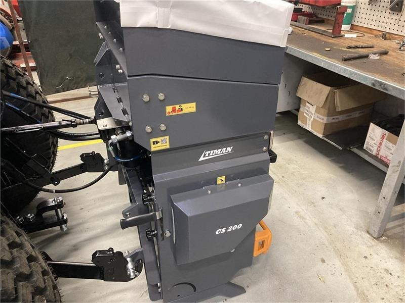 Timan CS-200 Combispreder 300 liter til traktor - Разбрасыватель песка/ Соли для Коммунальной и специальной техники: фото 2 Timan CS-200 Combispreder 300 liter til traktor - Разбрасыватель песка/ Соли для Коммунальной и специальной техники: фото 2