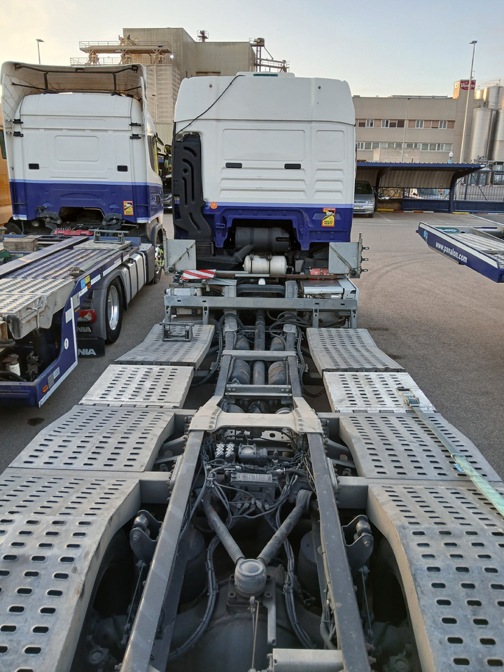 MAN TGX 18.480 - Грузовик-шасси: фото 2 MAN TGX 18.480 - Грузовик-шасси: фото 2