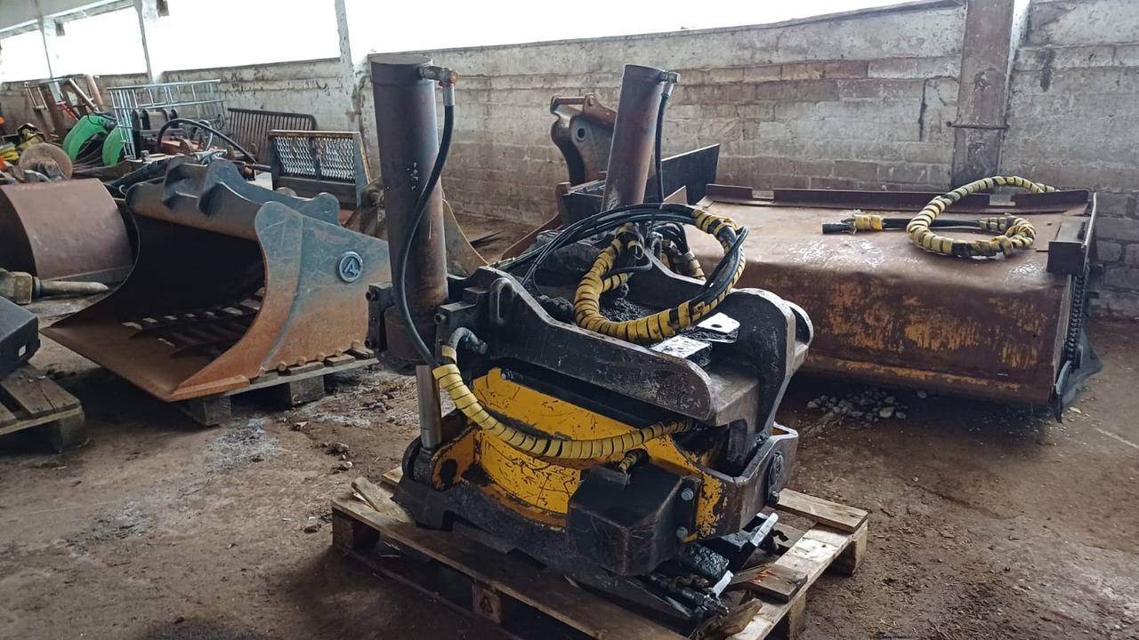 ENGCON EC30 - Тилтротатор: фото 3 ENGCON EC30 - Тилтротатор: фото 3
