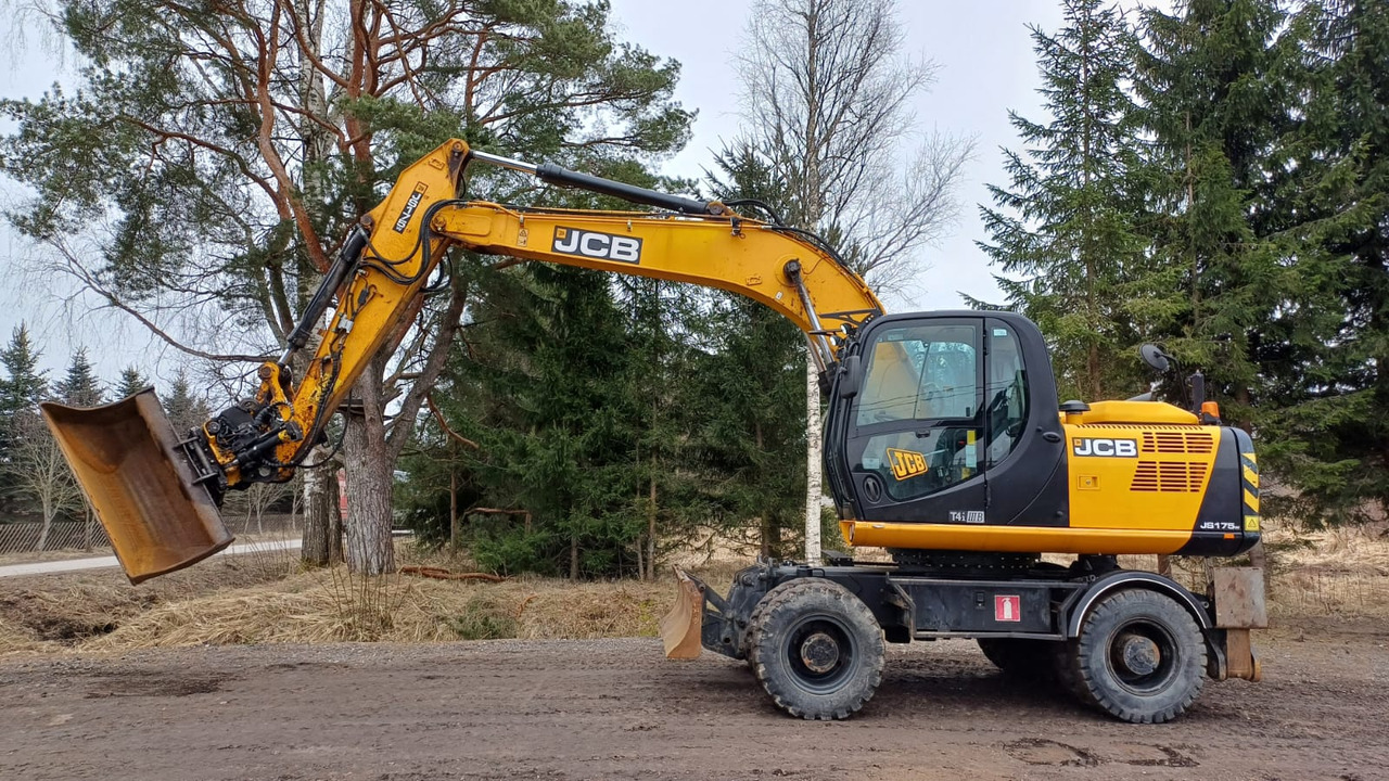 JCB JS175 - Колёсный экскаватор: фото 2 JCB JS175 - Колёсный экскаватор: фото 2