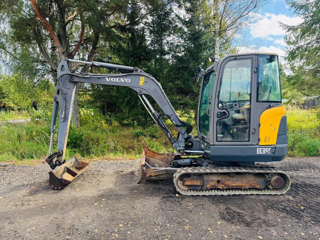 VOLVO EC35C - Мини-экскаватор: фото 2 VOLVO EC35C - Мини-экскаватор: фото 2