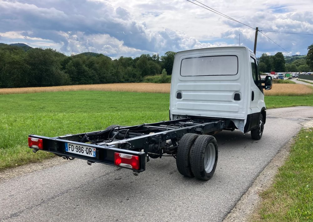 Iveco DAILY 35C14 ramo do zabudowy kiper wywrotka - Грузовик-шасси: фото 3 Iveco DAILY 35C14 ramo do zabudowy kiper wywrotka - Грузовик-шасси: фото 3