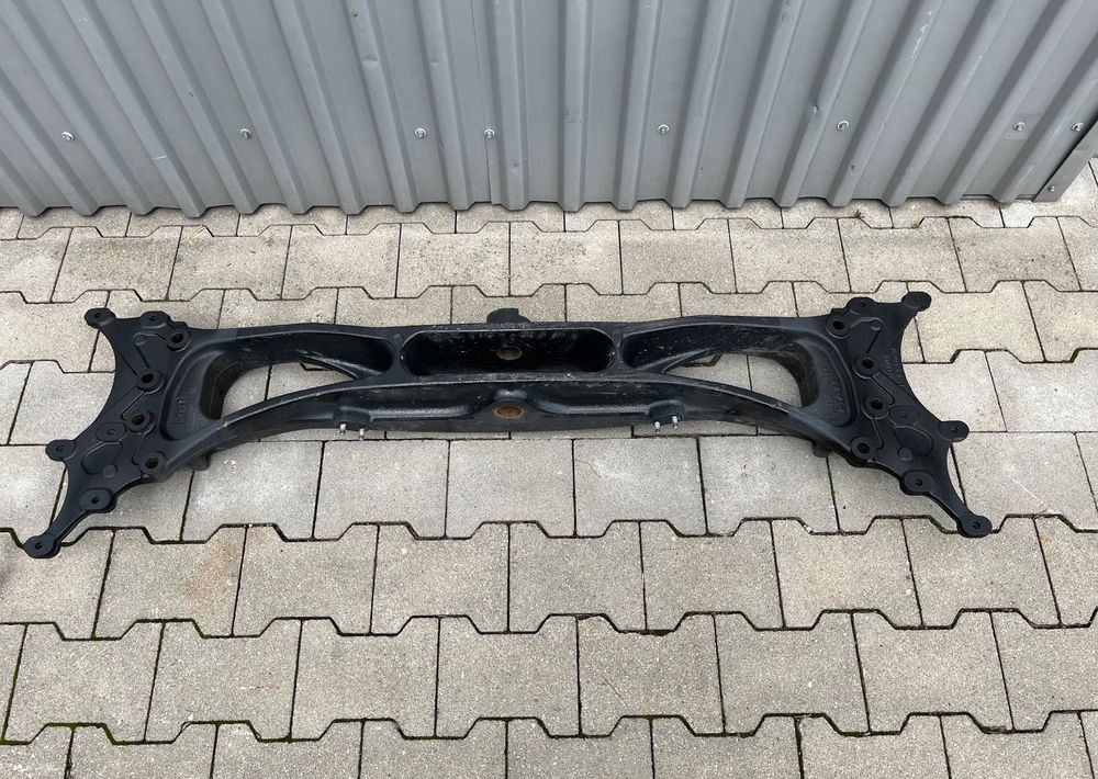 Belka przednia MAN TGS TG3 zderzak wspornik nowy model - Кузов и экстерьер для Грузовиков: фото 1 Belka przednia MAN TGS TG3 zderzak wspornik nowy model - Кузов и экстерьер для Грузовиков: фото 1