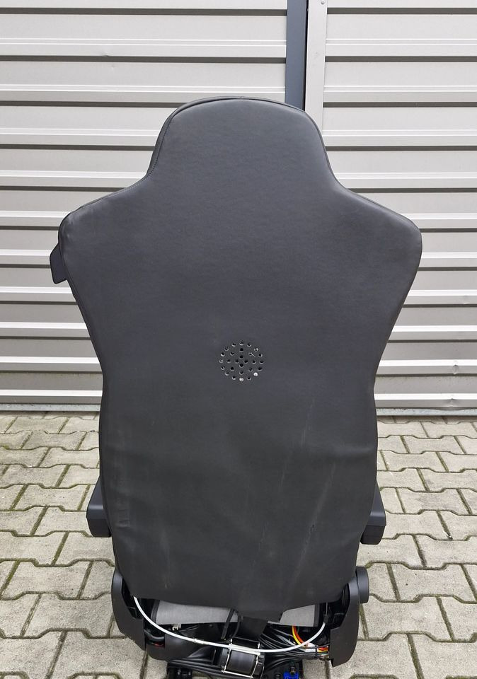 IVECO STRALIS S WAY FOTEL PASAŻERA - Кабина и интерьер: фото 5 IVECO STRALIS S WAY FOTEL PASAŻERA - Кабина и интерьер: фото 5