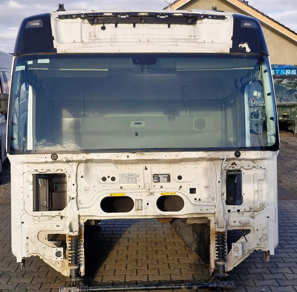 KABINA VOLVO FH4 - Кузов и экстерьер: фото 1 KABINA VOLVO FH4 - Кузов и экстерьер: фото 1