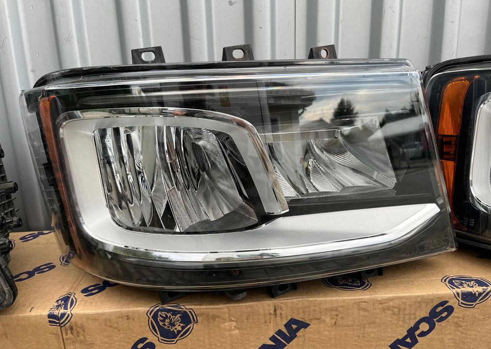 Lampa LED Scania R S NGS NGR reflektor 2674391 - Свет/ Освещение для Грузовиков: фото 2 Lampa LED Scania R S NGS NGR reflektor 2674391 - Свет/ Освещение для Грузовиков: фото 2