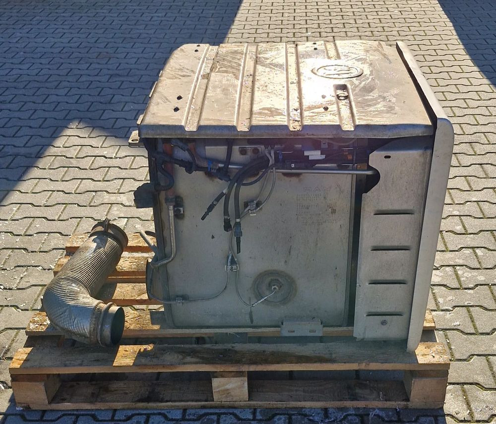 MAN TG3 TGX TGS KATALIZATOR TŁUMIK 81.151036182 81.151030164 - Катализатор: фото 3 MAN TG3 TGX TGS KATALIZATOR TŁUMIK 81.151036182 81.151030164 - Катализатор: фото 3