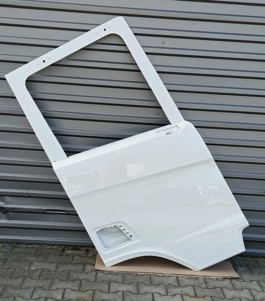 SCANIA R NGT DRZWI PRAWE - Кузов и экстерьер: фото 1 SCANIA R NGT DRZWI PRAWE - Кузов и экстерьер: фото 1