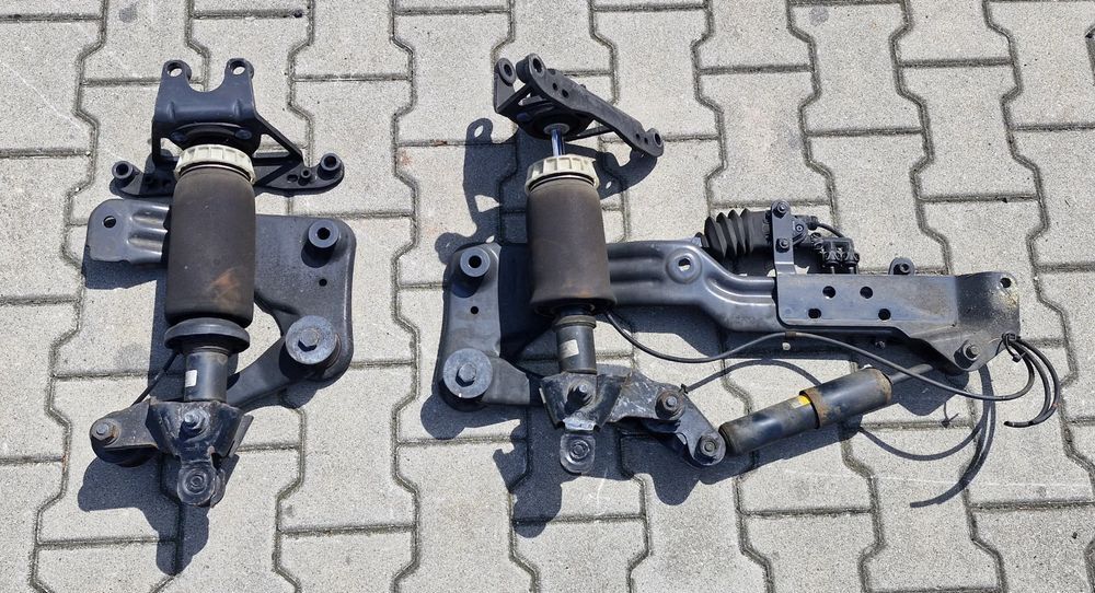 SCANIA R NGT ZAWIESZENIE KABINY TYŁ - Подвеска: фото 1 SCANIA R NGT ZAWIESZENIE KABINY TYŁ - Подвеска: фото 1