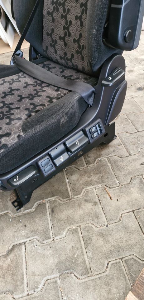 SCANIA R S FOTEL FOTELE KOMPLET - Сиденье: фото 3 SCANIA R S FOTEL FOTELE KOMPLET - Сиденье: фото 3