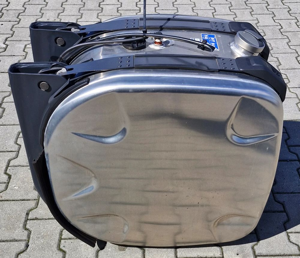 SCANIA R S ZBIORNIK PALIWA 220L NOWY - Топливный бак для Грузовиков: фото 3 SCANIA R S ZBIORNIK PALIWA 220L NOWY - Топливный бак для Грузовиков: фото 3