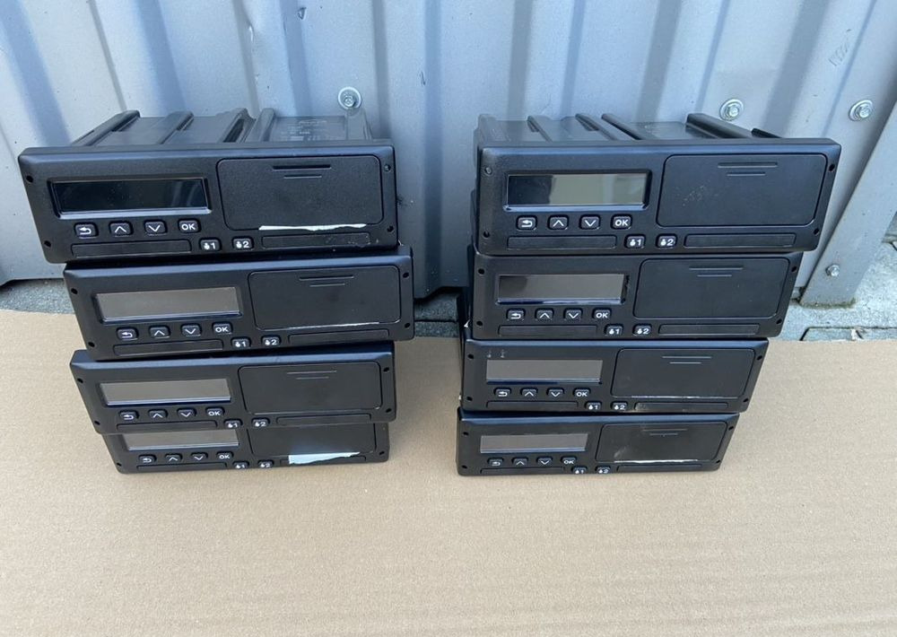 Tachograf Stoneridge MAN TGX TGS TGL TGM impulsator - Тахограф для Грузовиков: фото 1 Tachograf Stoneridge MAN TGX TGS TGL TGM impulsator - Тахограф для Грузовиков: фото 1