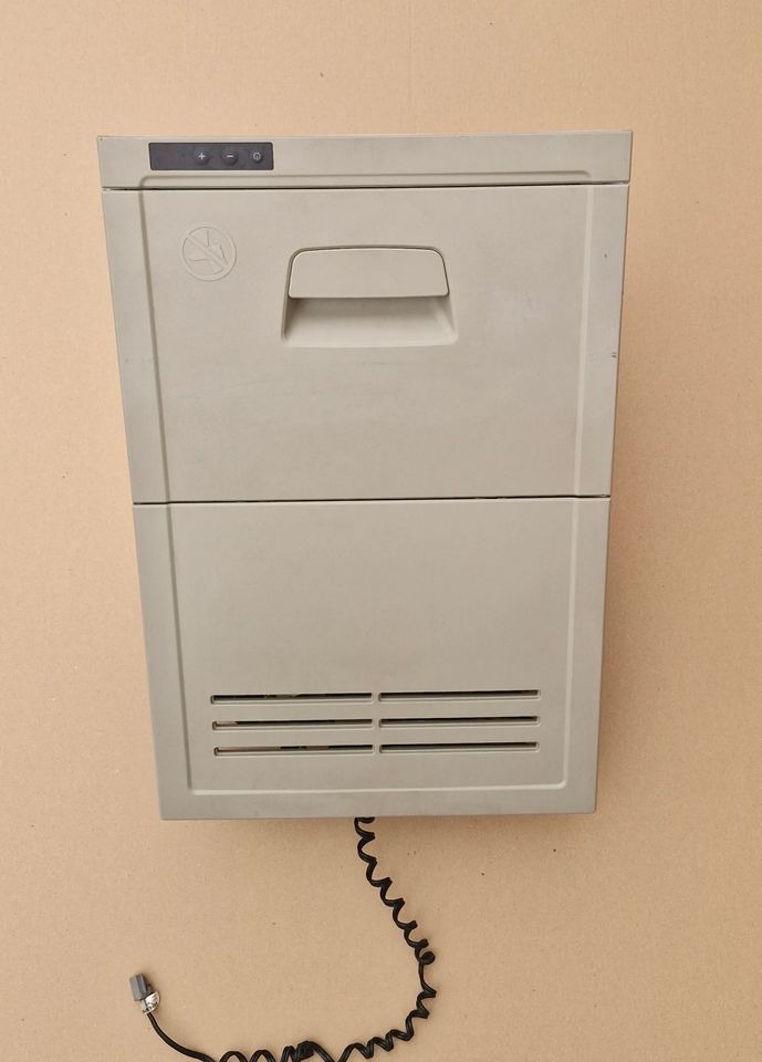 VOLVO FH4 FH5 LODÓWKA CHŁODZIARKA - Кабина и интерьер: фото 2 VOLVO FH4 FH5 LODÓWKA CHŁODZIARKA - Кабина и интерьер: фото 2