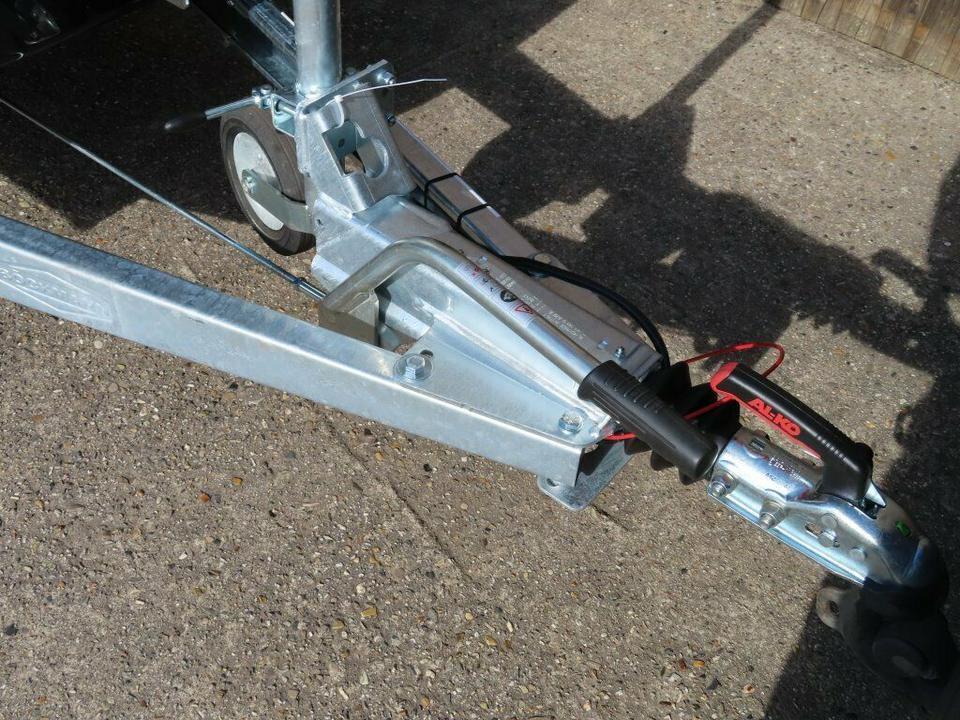 Böckmann KT-PB-AL Kofferanhänge Flügeltür PKW Anhänger, 100 km/h - Прицеп-фургон: фото 3 Böckmann KT-PB-AL Kofferanhänge Flügeltür PKW Anhänger, 100 km/h - Прицеп-фургон: фото 3