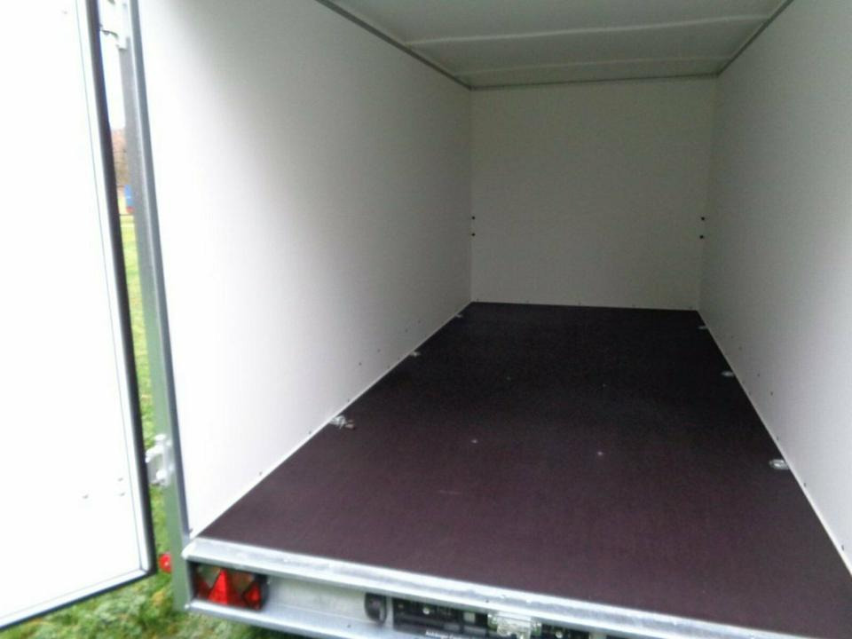 Böckmann PKW-Anhänger, 2,7 to. Koffer, 100 km/h - Прицеп-фургон: фото 4 Böckmann PKW-Anhänger, 2,7 to. Koffer, 100 km/h - Прицеп-фургон: фото 4