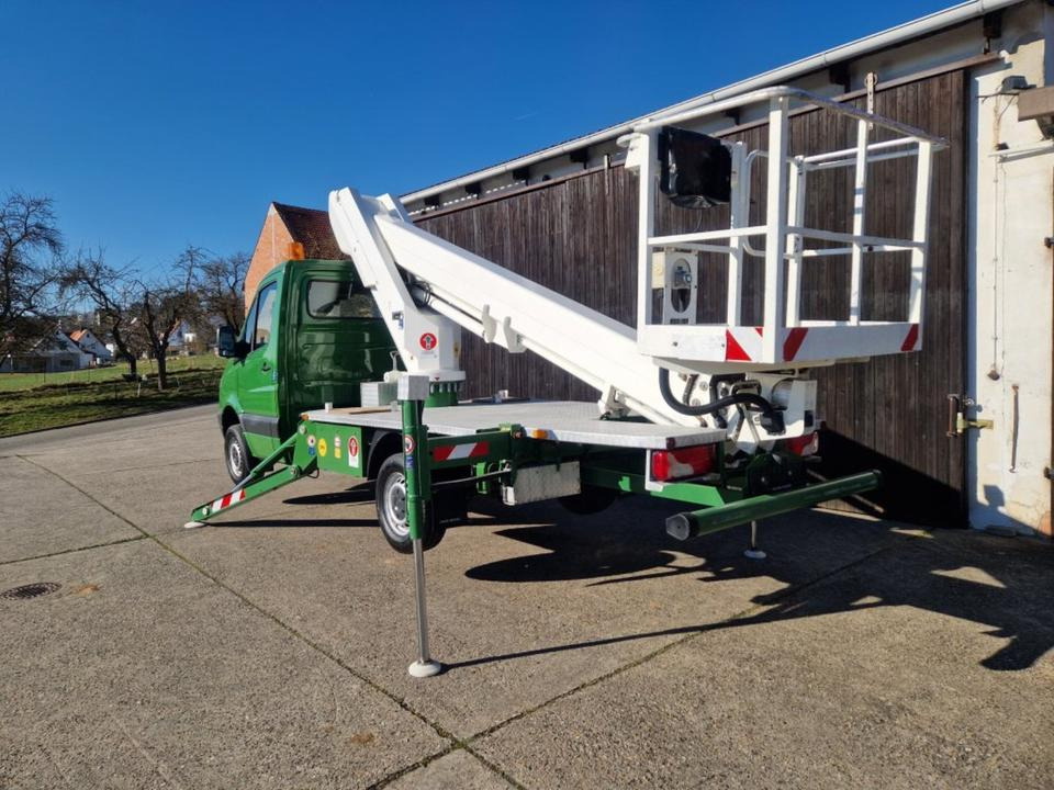 Mercedes Wumag Arbeitsbühne Hubsteiger Hebebühne 3,5t 22m - Грузовик с подъемником: фото 5 Mercedes Wumag Arbeitsbühne Hubsteiger Hebebühne 3,5t 22m - Грузовик с подъемником: фото 5
