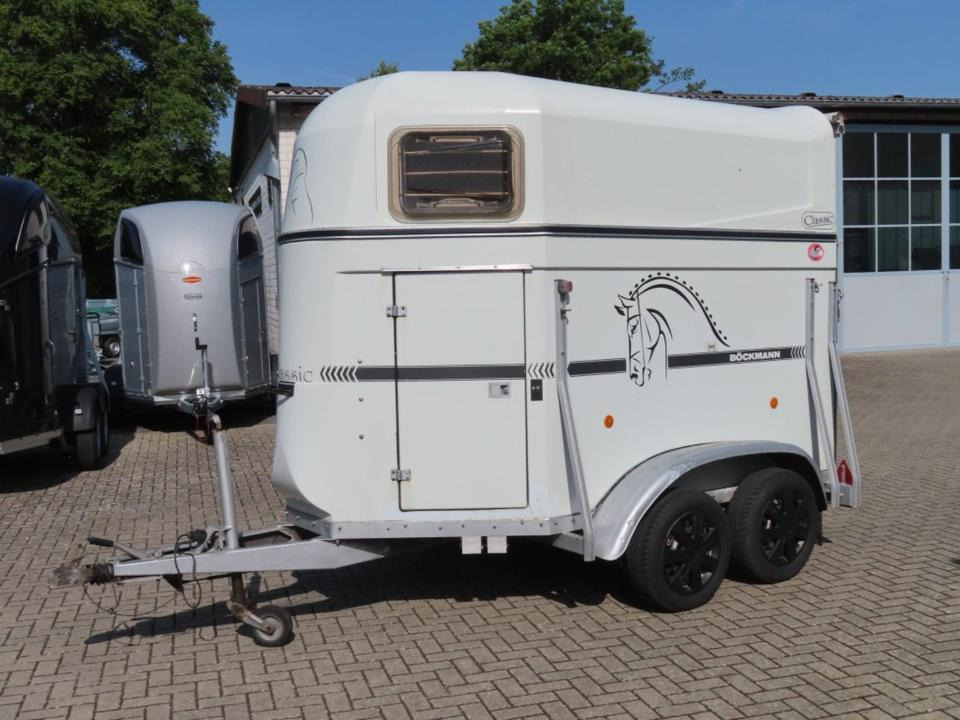 Pferdeanhänger Böckmann Classic Sattelkammer TÜV NEU - Прицеп-коневоз: фото 2 Pferdeanhänger Böckmann Classic Sattelkammer TÜV NEU - Прицеп-коневоз: фото 2