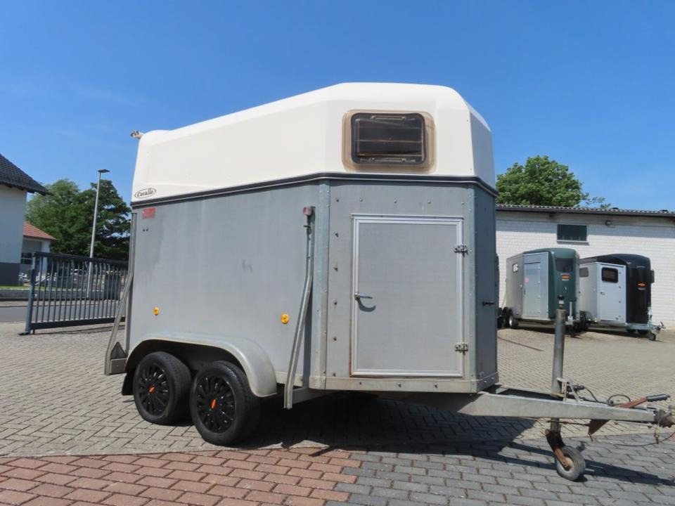 Pferdeanhänger Böckmann Duo/ Cavallo Sattelkammer TÜV NEU - Прицеп-коневоз: фото 3 Pferdeanhänger Böckmann Duo/ Cavallo Sattelkammer TÜV NEU - Прицеп-коневоз: фото 3