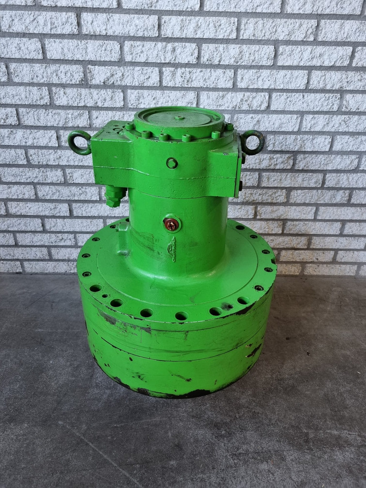 Sennebogen 850 C series Linde swing gear l - Поворотный редуктор для Строительной техники: фото 1 Sennebogen 850 C series Linde swing gear l - Поворотный редуктор для Строительной техники: фото 1