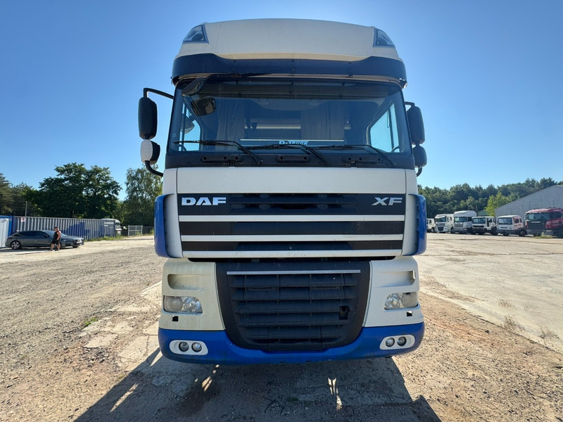 DAF 105 XF 460 Super Space Cab (GOOD CONDITION / BON ETAT) - Тягач: фото 2 DAF 105 XF 460 Super Space Cab (GOOD CONDITION / BON ETAT) - Тягач: фото 2