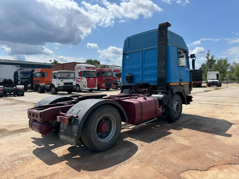 Renault R 340 Major (GRAND PONT / BOITE MANUELLE / POMPE MANUELLE) - Тягач: фото 5 Renault R 340 Major (GRAND PONT / BOITE MANUELLE / POMPE MANUELLE) - Тягач: фото 5