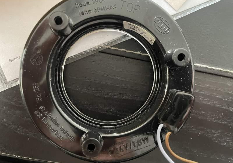 Scania New Century - Задний фонарь для Грузовиков: фото 2 Scania New Century - Задний фонарь для Грузовиков: фото 2