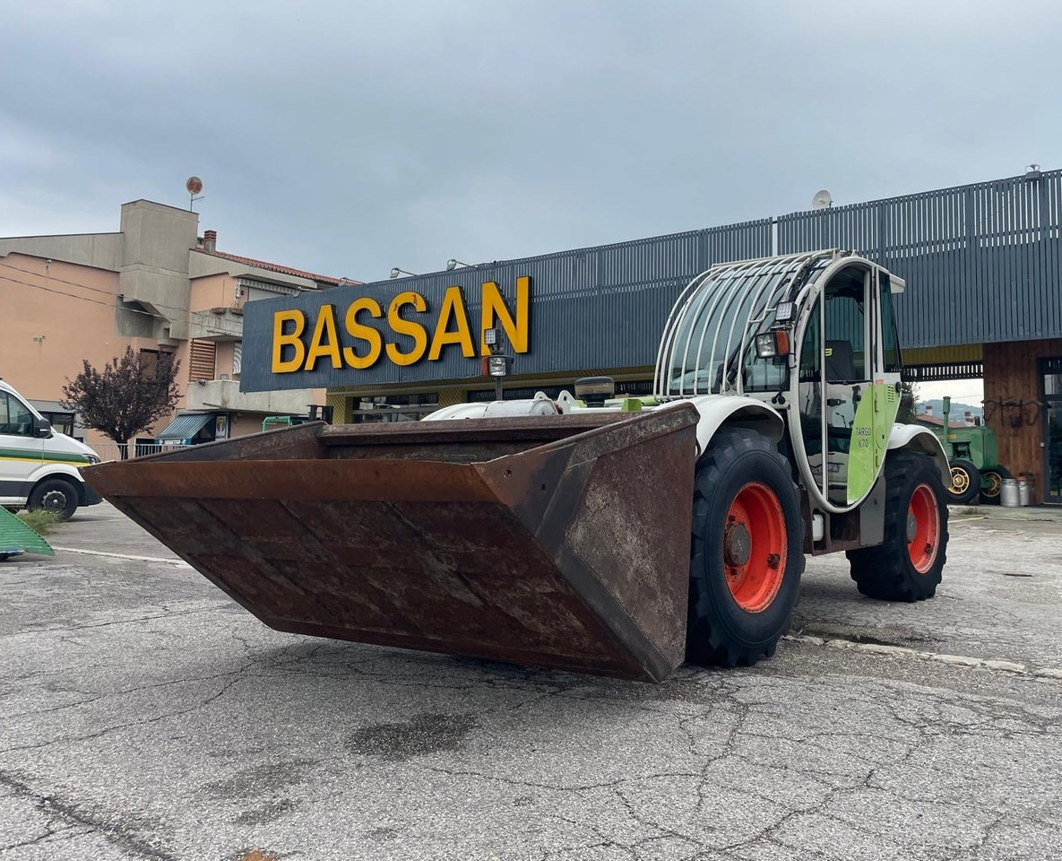 CLAAS TELESCOPICO TARGO K 70 - Телескопический погрузчик: фото 1 CLAAS TELESCOPICO TARGO K 70 - Телескопический погрузчик: фото 1