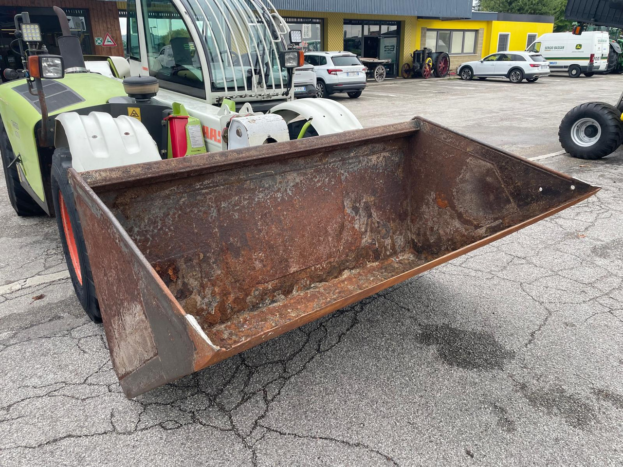 CLAAS TELESCOPICO TARGO K 70 - Телескопический погрузчик: фото 4 CLAAS TELESCOPICO TARGO K 70 - Телескопический погрузчик: фото 4