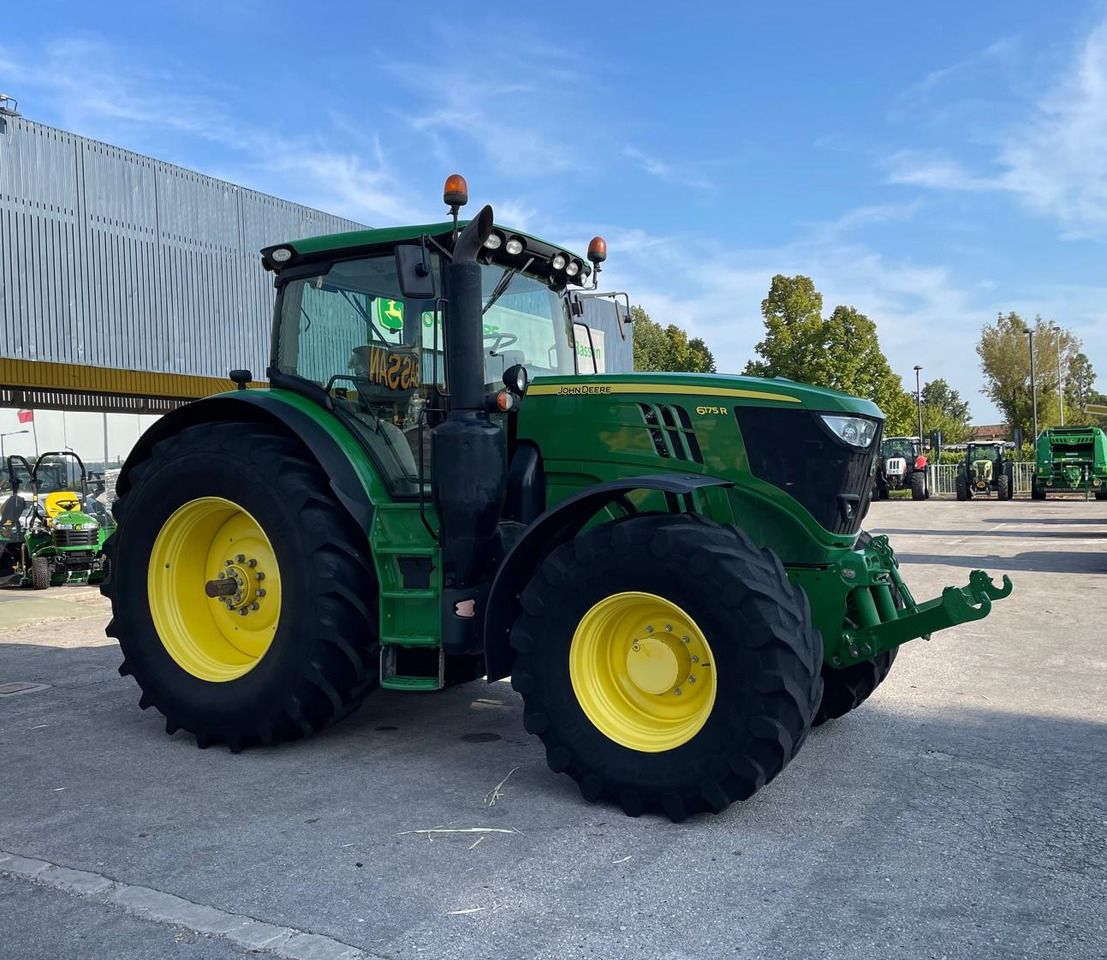 JOHN DEERE 6175 R - Трактор: фото 2 JOHN DEERE 6175 R - Трактор: фото 2
