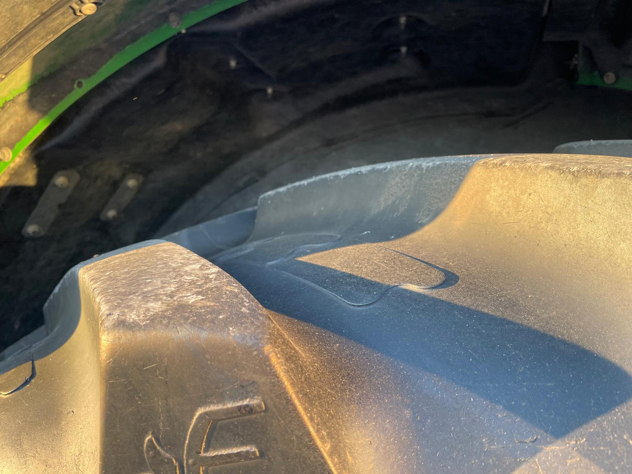 JOHN DEERE 6210 R - Трактор: фото 5 JOHN DEERE 6210 R - Трактор: фото 5