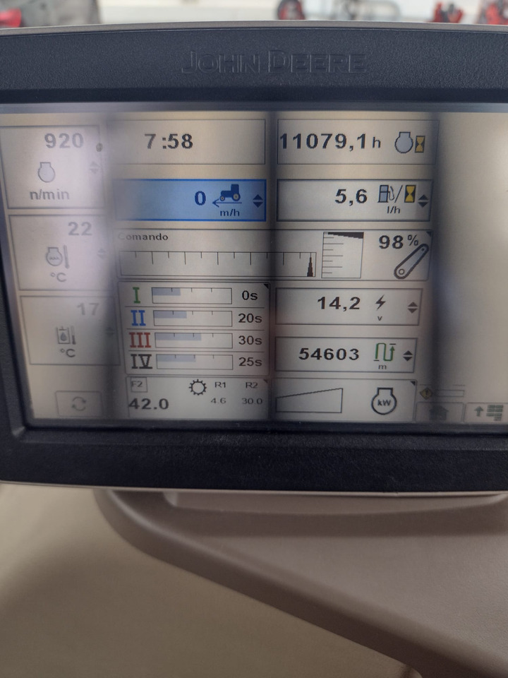 JOHN DEERE 6210 R - Трактор: фото 5 JOHN DEERE 6210 R - Трактор: фото 5