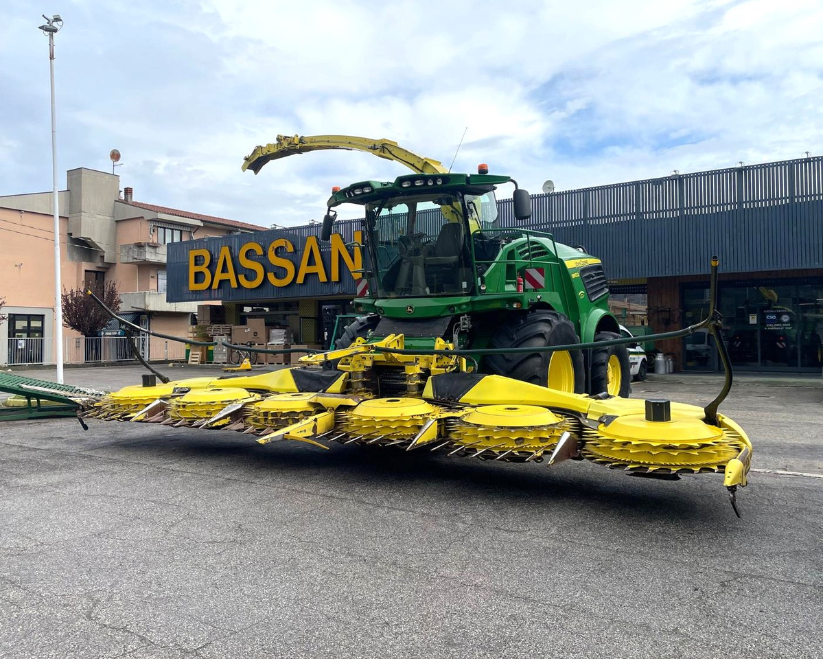 JOHN DEERE TRINCIA 9900i - Кормоуборочный комбайн: фото 1 JOHN DEERE TRINCIA 9900i - Кормоуборочный комбайн: фото 1