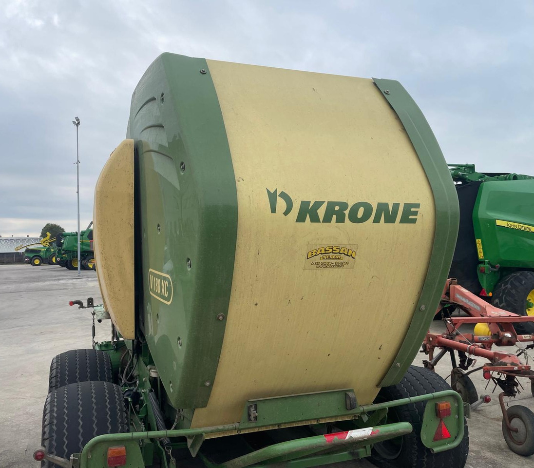 KRONE ROTOPRESSA V 180 XC - Пресс-подборщик рулонный: фото 2 KRONE ROTOPRESSA V 180 XC - Пресс-подборщик рулонный: фото 2