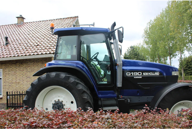 New Holland G 190 - Трактор: фото 2 New Holland G 190 - Трактор: фото 2