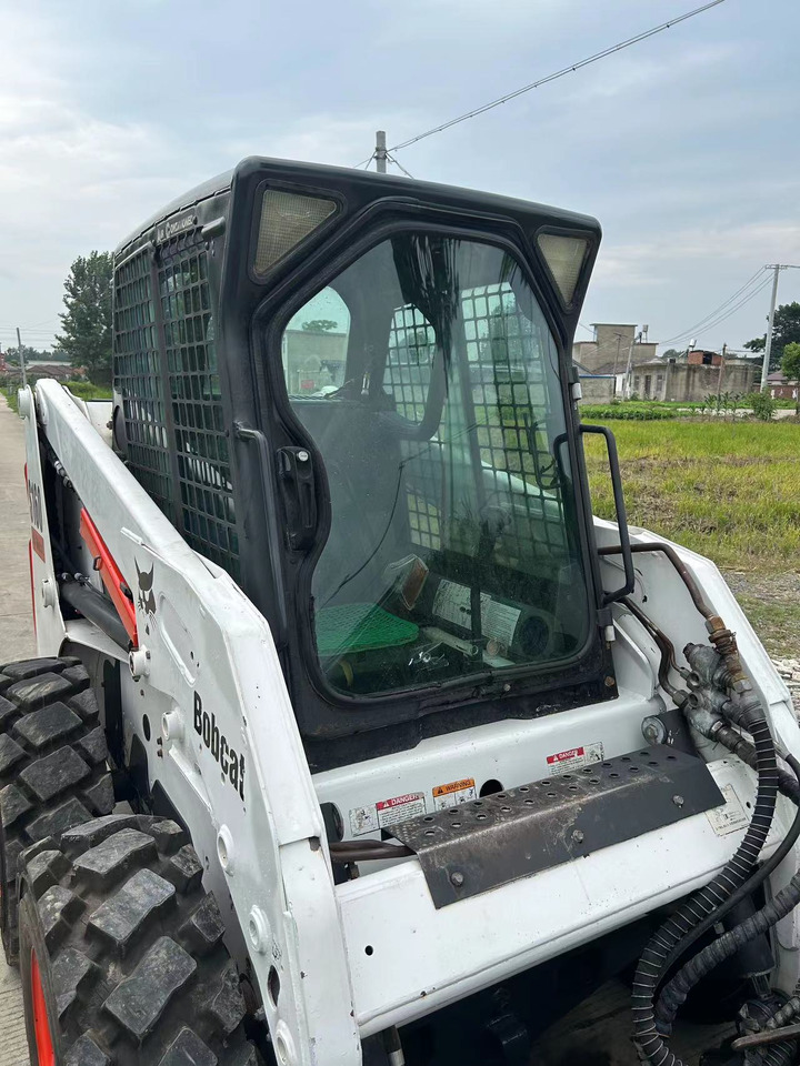 BOBCAT S160 - Мини-погрузчик с бортовым поворотом: фото 2 BOBCAT S160 - Мини-погрузчик с бортовым поворотом: фото 2