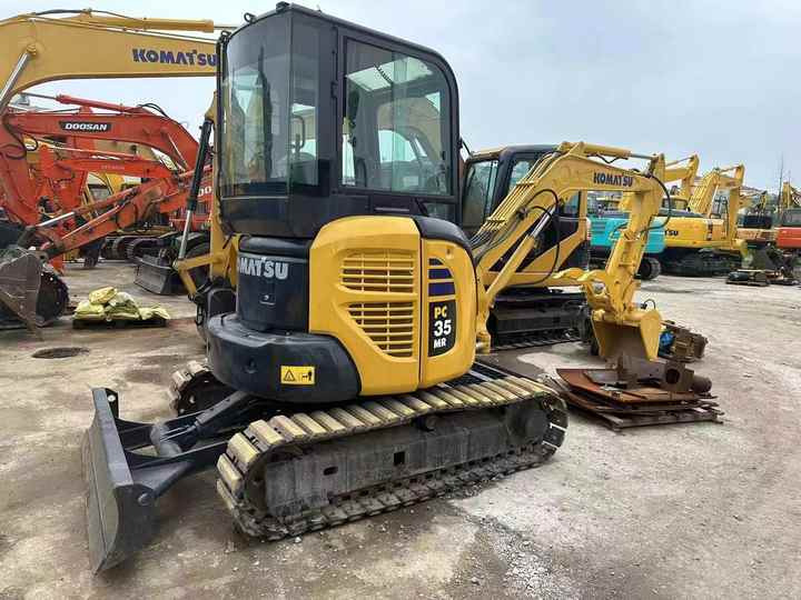 Best Quality Komatsu PC35mr Used Mini Excavator Earth-moving Machinery in Good Performance - Гусеничный экскаватор: фото 3 Best Quality Komatsu PC35mr Used Mini Excavator Earth-moving Machinery in Good Performance - Гусеничный экскаватор: фото 3