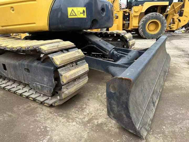 Best Quality Komatsu PC35mr Used Mini Excavator Earth-moving Machinery in Good Performance - Гусеничный экскаватор: фото 4 Best Quality Komatsu PC35mr Used Mini Excavator Earth-moving Machinery in Good Performance - Гусеничный экскаватор: фото 4