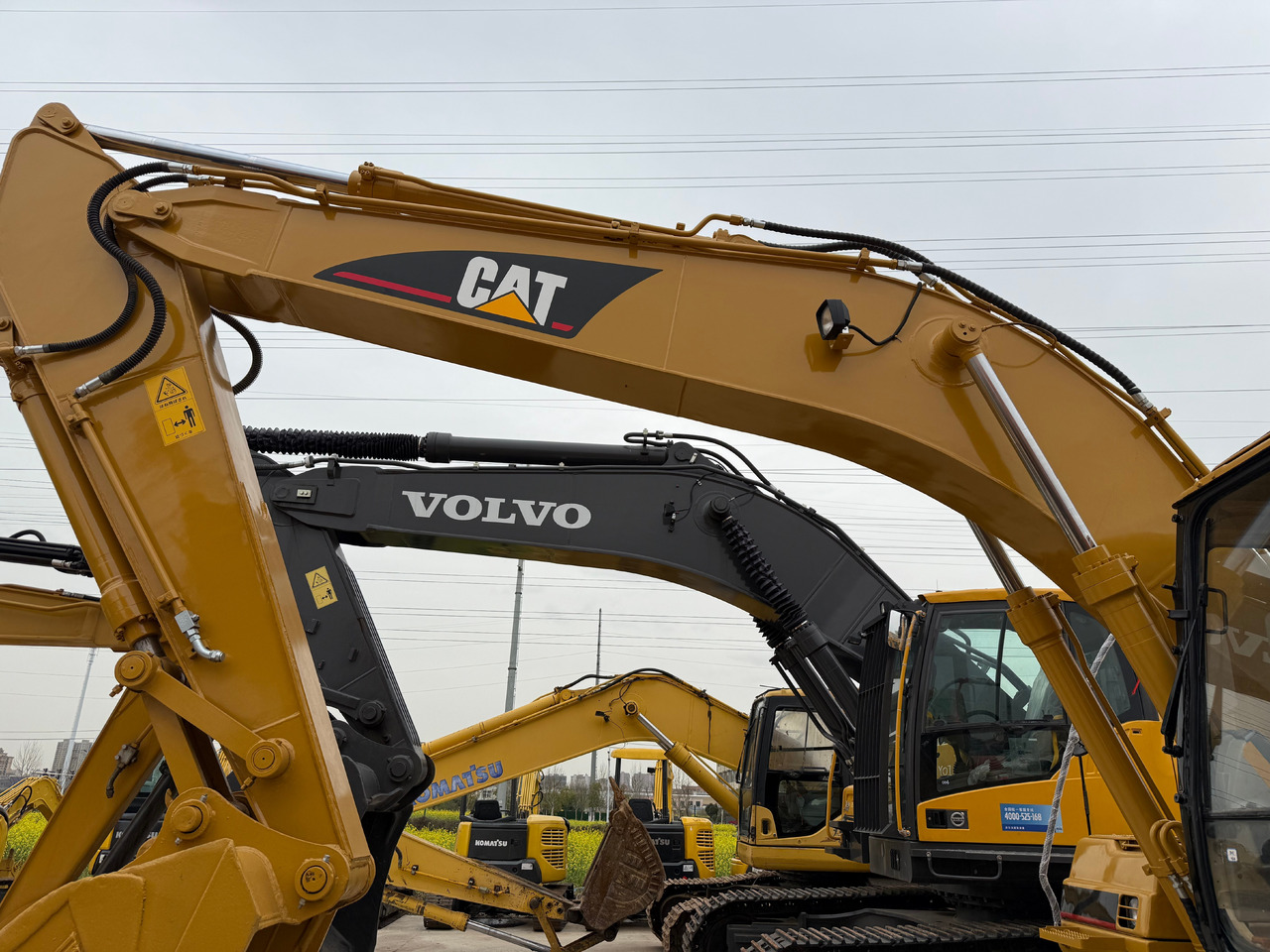 CATERPILLAR 320B - Гусеничный экскаватор: фото 1 CATERPILLAR 320B - Гусеничный экскаватор: фото 1