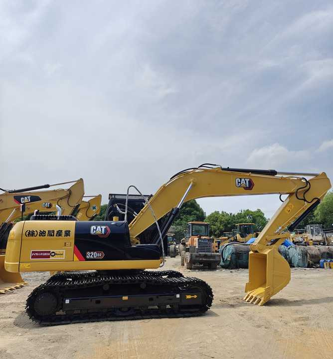 Good Condition Used Cat Excavator 320D2 Caterpillar Second Hand Excavator 312D 315D 320d for Sale - Гусеничный экскаватор: фото 4 Good Condition Used Cat Excavator 320D2 Caterpillar Second Hand Excavator 312D 315D 320d for Sale - Гусеничный экскаватор: фото 4