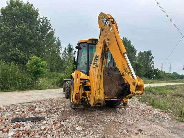Low Price JCB 3CX Backhoe Loader in Excellent Condition for Sale JCB3CX JCB 4CX Available for Sale - Экскаватор-погрузчик: фото 4 Low Price JCB 3CX Backhoe Loader in Excellent Condition for Sale JCB3CX JCB 4CX Available for Sale - Экскаватор-погрузчик: фото 4