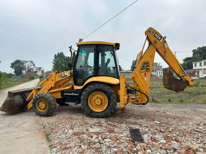 Low Price JCB 3CX Backhoe Loader in Excellent Condition for Sale JCB3CX JCB 4CX Available for Sale - Экскаватор-погрузчик: фото 3 Low Price JCB 3CX Backhoe Loader in Excellent Condition for Sale JCB3CX JCB 4CX Available for Sale - Экскаватор-погрузчик: фото 3