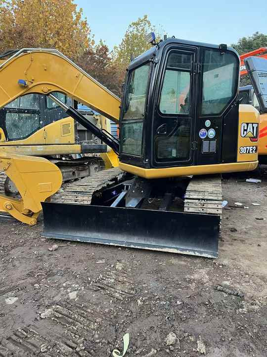 Low Price Used Caterpillar 307E2 Mini Crawler Excavator with Superior Performance Cat307E Construction Machinery Hot Sale - Экскаватор: фото 4 Low Price Used Caterpillar 307E2 Mini Crawler Excavator with Superior Performance Cat307E Construction Machinery Hot Sale - Экскаватор: фото 4