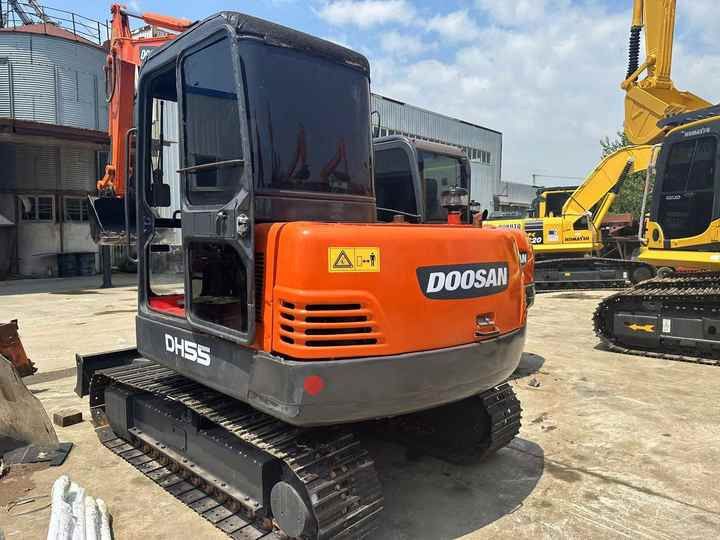Low Shipping Used Excavator Doosan DH55 Good Condition with Low Hours - Экскаватор: фото 3 Low Shipping Used Excavator Doosan DH55 Good Condition with Low Hours - Экскаватор: фото 3