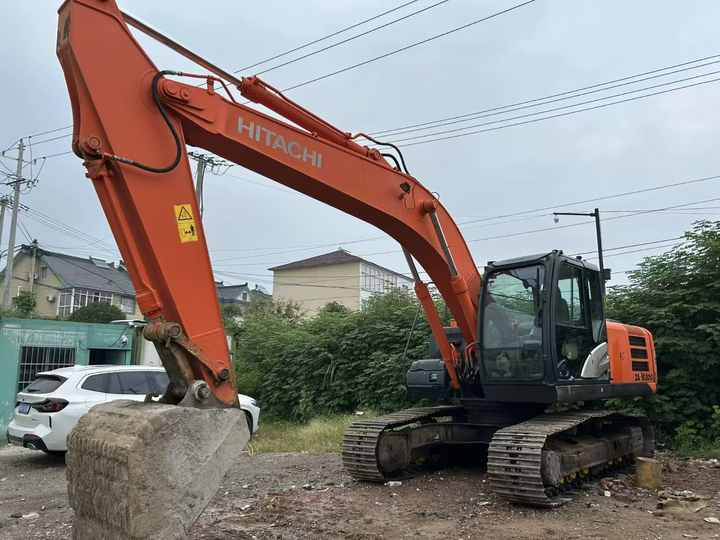 Original Hitachi ZX200 ZX200-5G ZX210 ZX240 Excavator Secondhand Japan Hitachi Excavator Price Low in Good Condition on Sale - Экскаватор: фото 3 Original Hitachi ZX200 ZX200-5G ZX210 ZX240 Excavator Secondhand Japan Hitachi Excavator Price Low in Good Condition on Sale - Экскаватор: фото 3