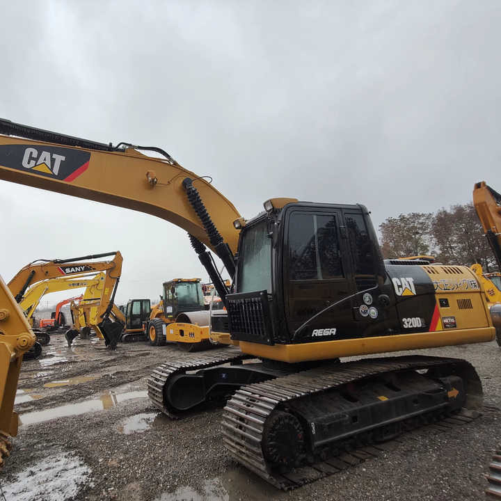 Reasonable Price Japan Original 330d2 Caterpillar Excavator CAT USED 329D2 320D2 325D 315D Excavator - Гусеничный экскаватор: фото 3 Reasonable Price Japan Original 330d2 Caterpillar Excavator CAT USED 329D2 320D2 325D 315D Excavator - Гусеничный экскаватор: фото 3