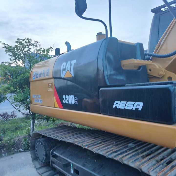 Reasonable Price Japan Original 330d2 Caterpillar Excavator CAT USED 329D2 320D2 325D 315D Excavator - Гусеничный экскаватор: фото 3 Reasonable Price Japan Original 330d2 Caterpillar Excavator CAT USED 329D2 320D2 325D 315D Excavator - Гусеничный экскаватор: фото 3