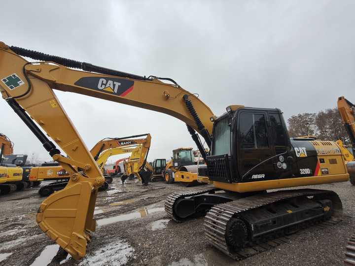 Reasonable Price Japan Original 330d2 Caterpillar Excavator CAT USED 329D2 320D2 325D 315D Excavator - Гусеничный экскаватор: фото 5 Reasonable Price Japan Original 330d2 Caterpillar Excavator CAT USED 329D2 320D2 325D 315D Excavator - Гусеничный экскаватор: фото 5