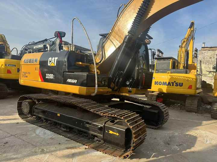 Second Hand Excavator 320D Used Low Price Caterpillar CAT 312D 315D 320D 325D in Good Condition - Гусеничный экскаватор: фото 4 Second Hand Excavator 320D Used Low Price Caterpillar CAT 312D 315D 320D 325D in Good Condition - Гусеничный экскаватор: фото 4